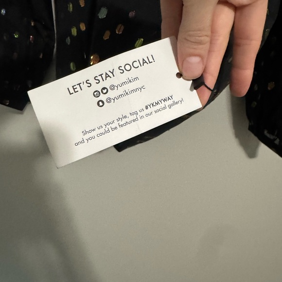 NWT Yumi Kim Lexington Blouse Black and Silver Smocked Ruffled Blouse - Picture 6 of 7